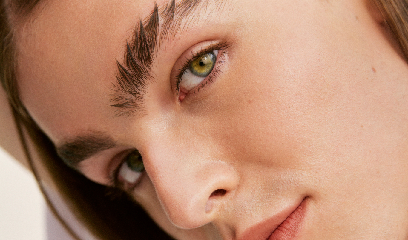 Eyebrows on fleek: din guide till perfekta ögonbryn