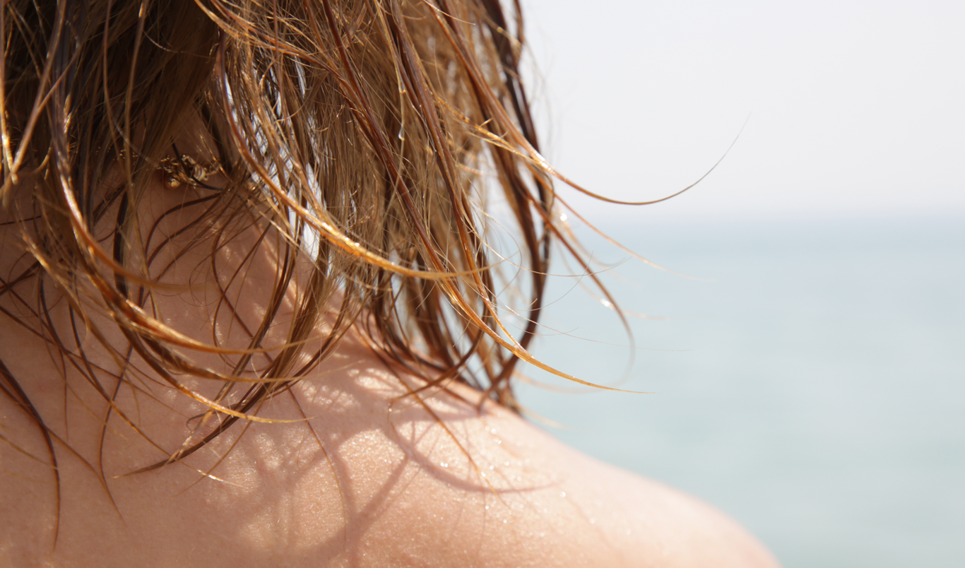  Solskydd för håret: så fixar du snyggt & skyddat hår 