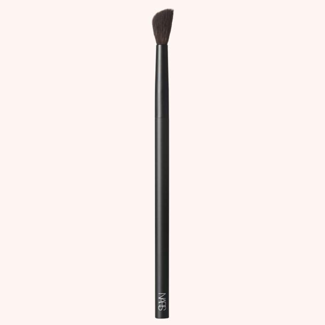 #10 Radiant Creamy Concealer Brush