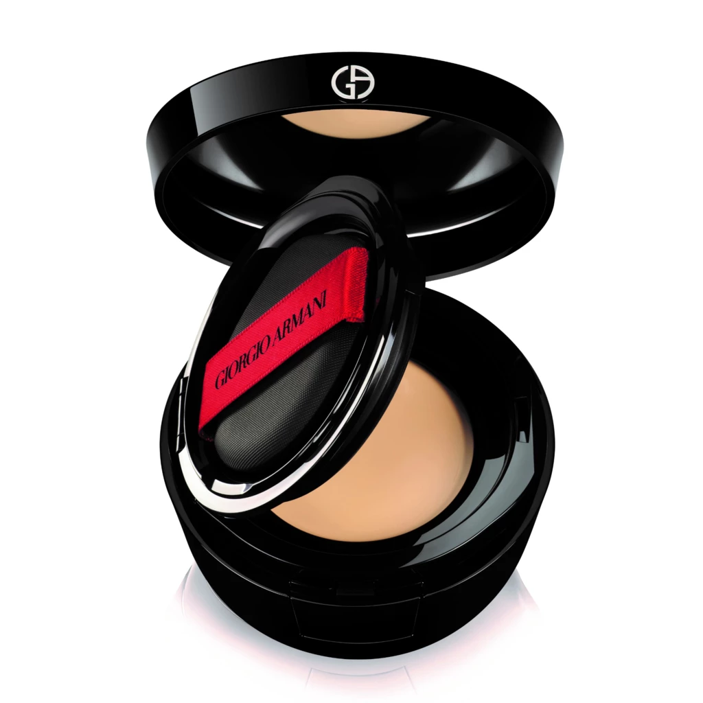 Armani Power Fabric Compact 4