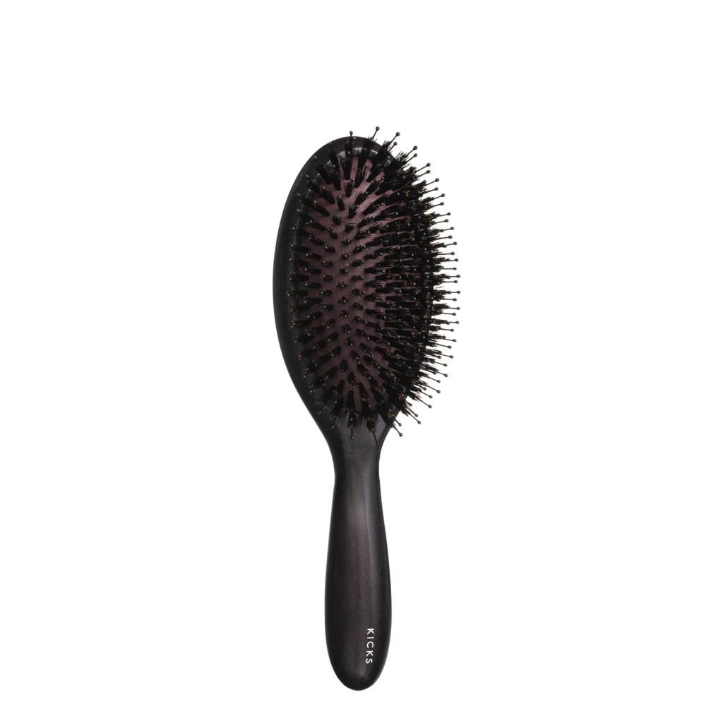 KICKS Beauty Glow Brush