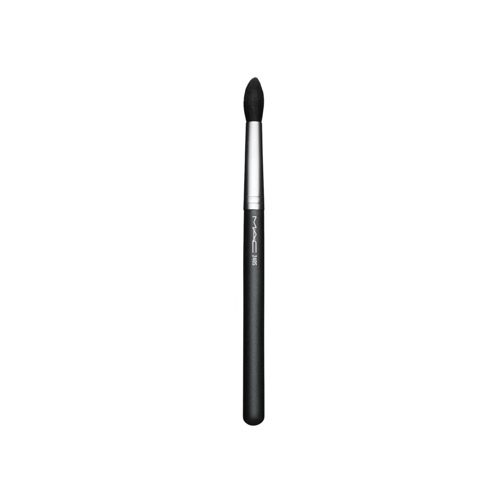 MAC 240S Large Tapered Blending Brush