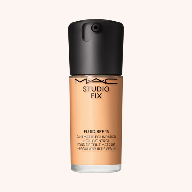 Studio Fix Fluid Broad Spectrum Foundation Spf 15 NC20