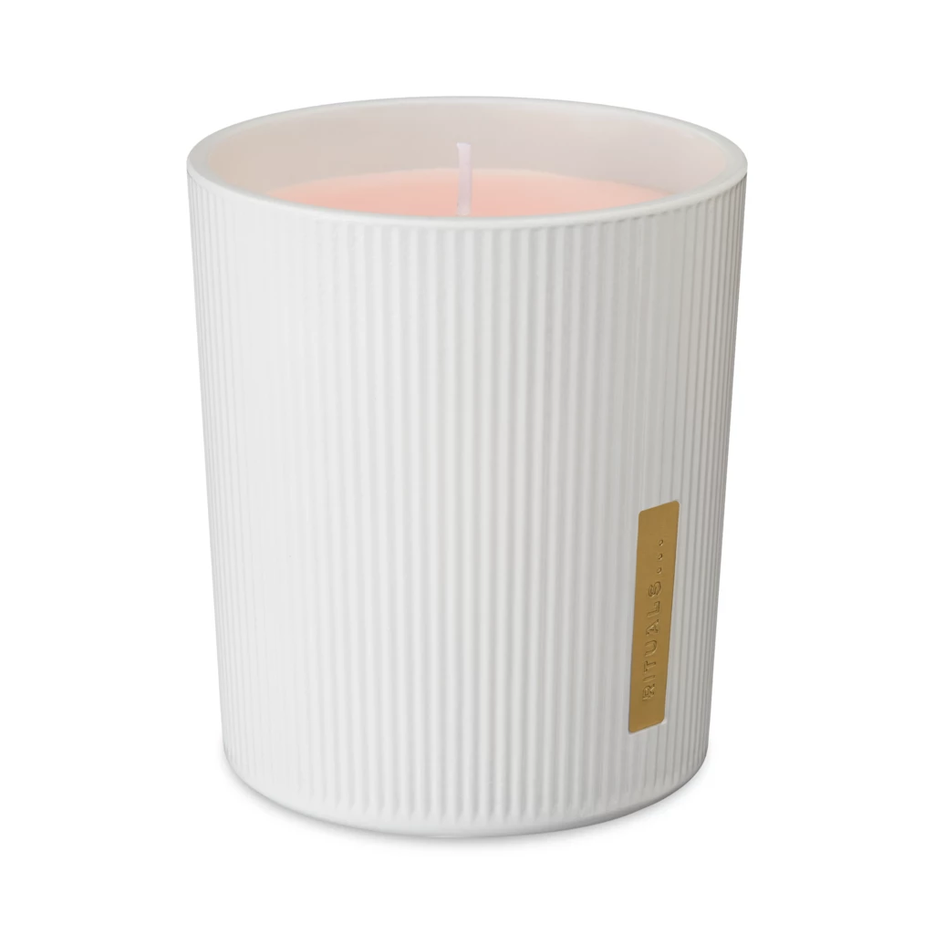 The Ritual Of Sakura Scented Candle 290 g