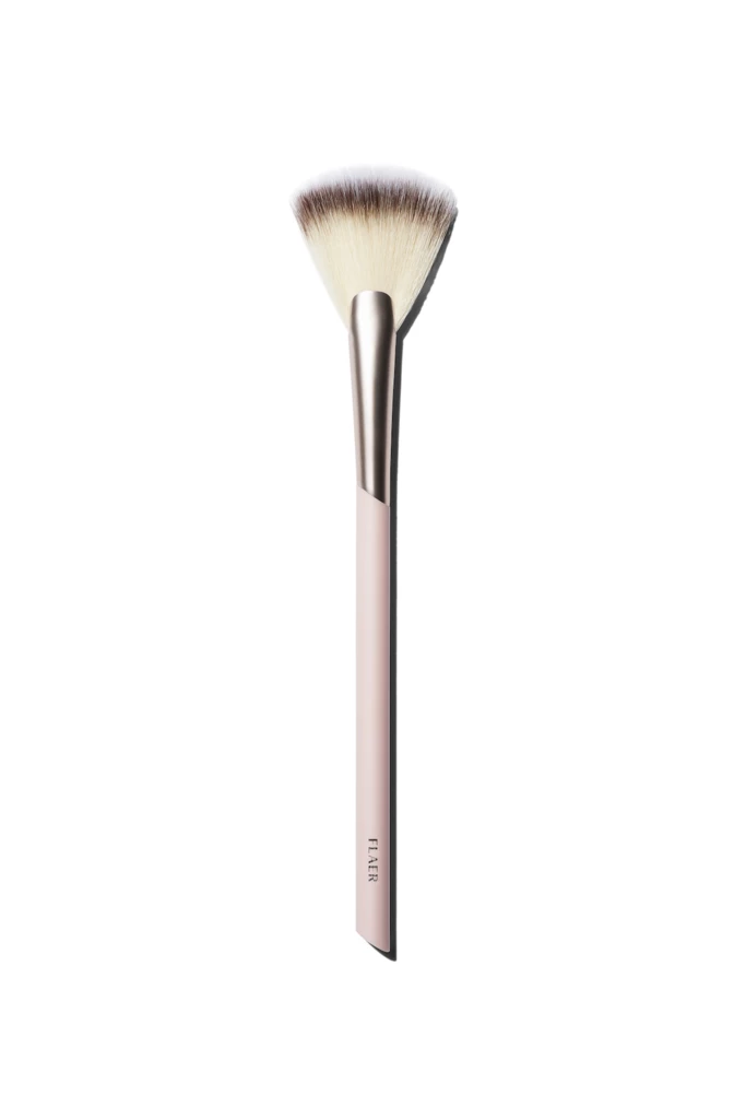 FLAER 208 Highlighter Fan Brush